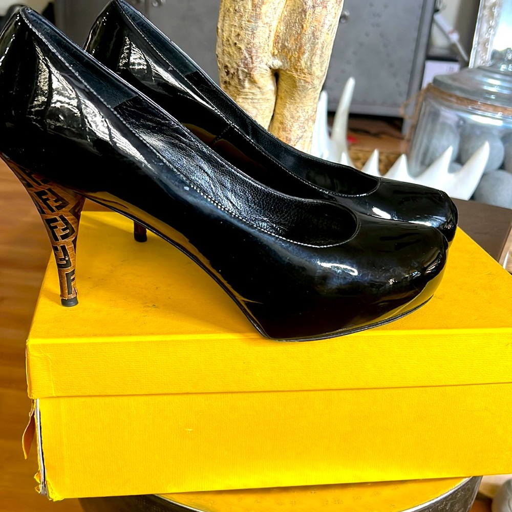 Fendi shoes